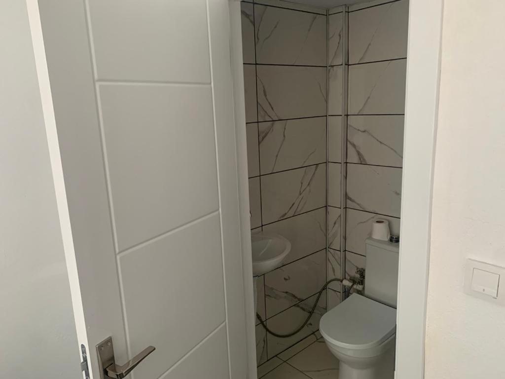 Centre Reach Otel Эдирне Экстерьер фото